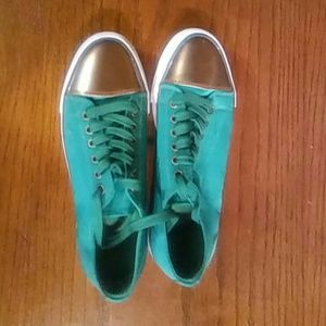 Twiggy London green shoes